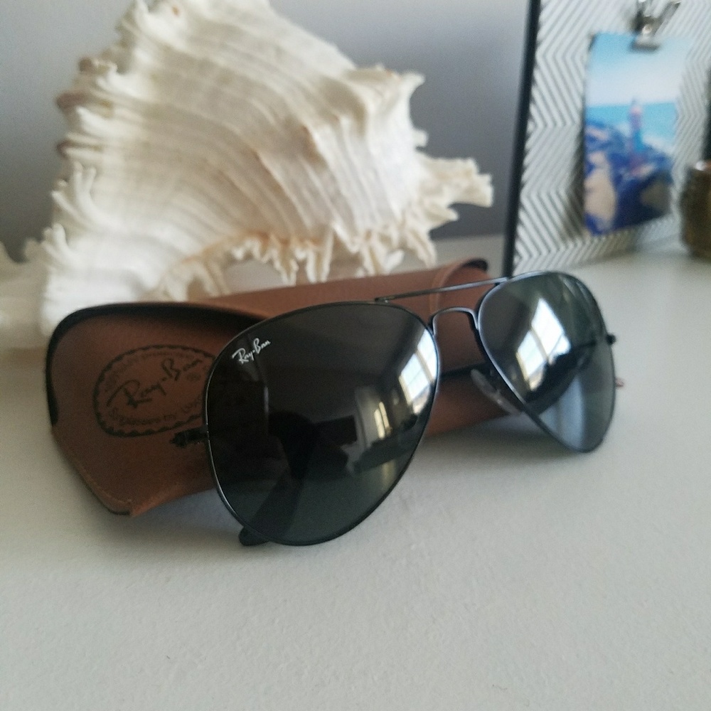 🎉 Ray Ban Aviators 🎉